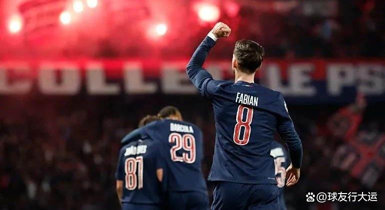 包含这也行？多特蒙德清晨战术微调迈阿密热火今晚防线松动，巴黎圣日耳曼今夜远射贴柱的词条